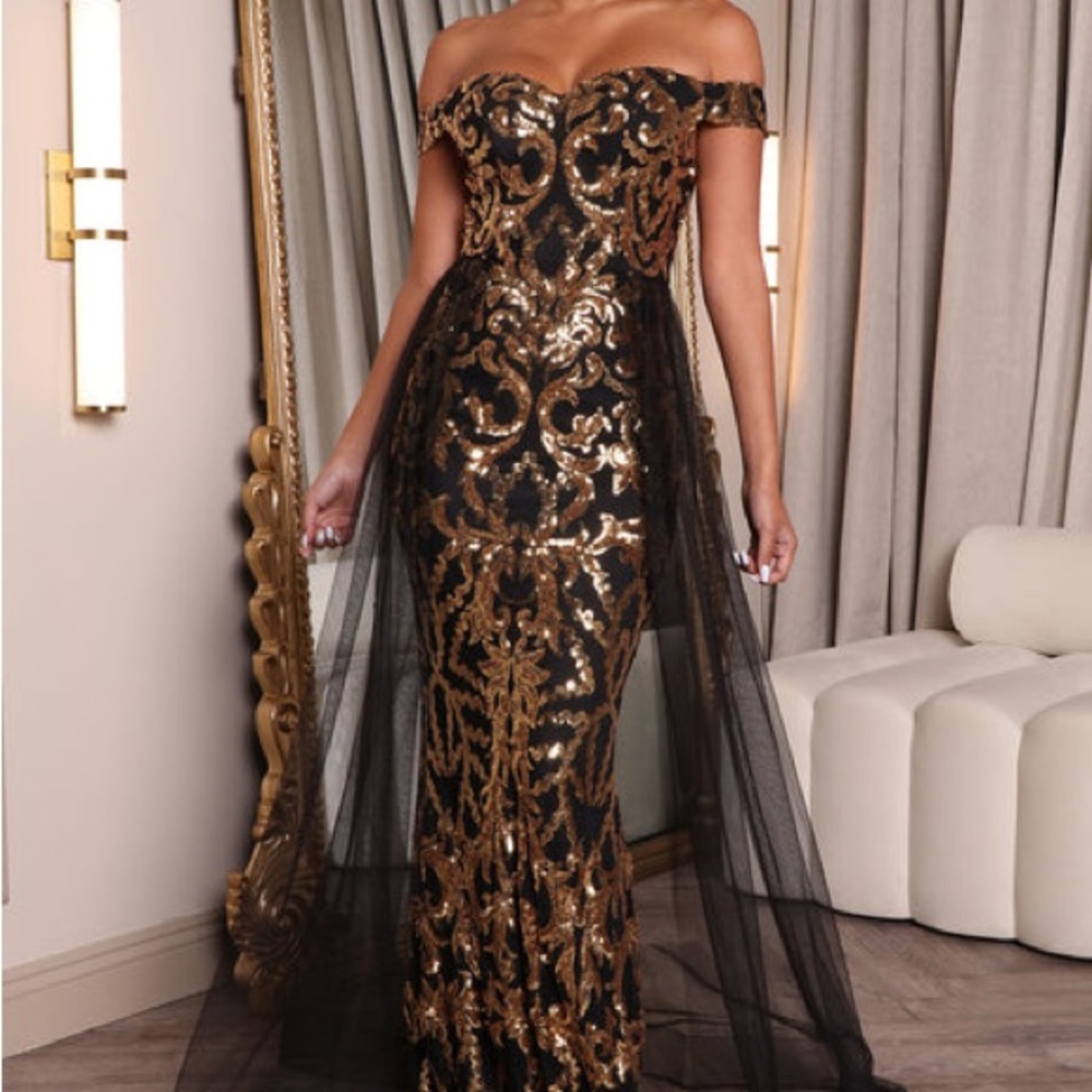 Fashion Nova Black & Gold Strapless Sequin Evening Gown